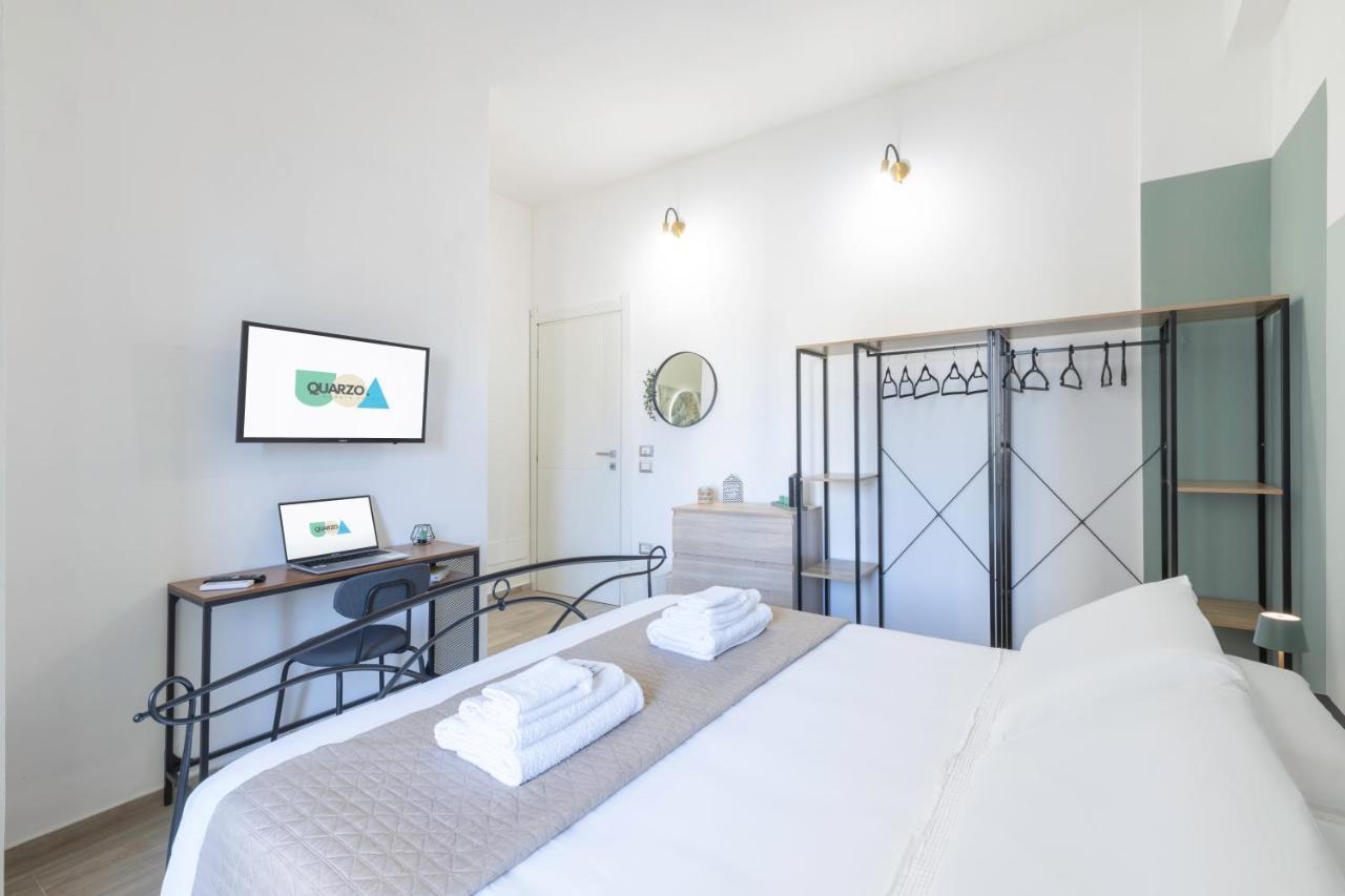 Quarzo. Modern Rooms Cagliari Luaran gambar