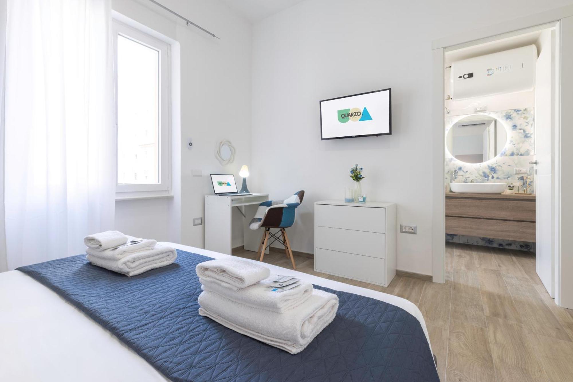 Quarzo. Modern Rooms Cagliari Luaran gambar