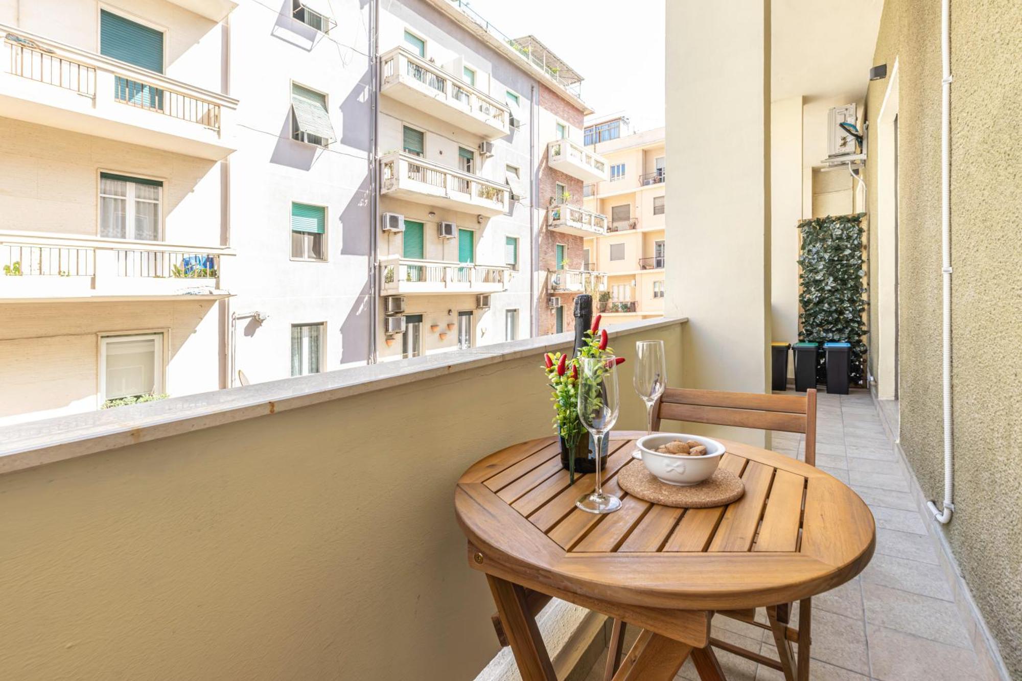 Quarzo. Modern Rooms Cagliari Luaran gambar